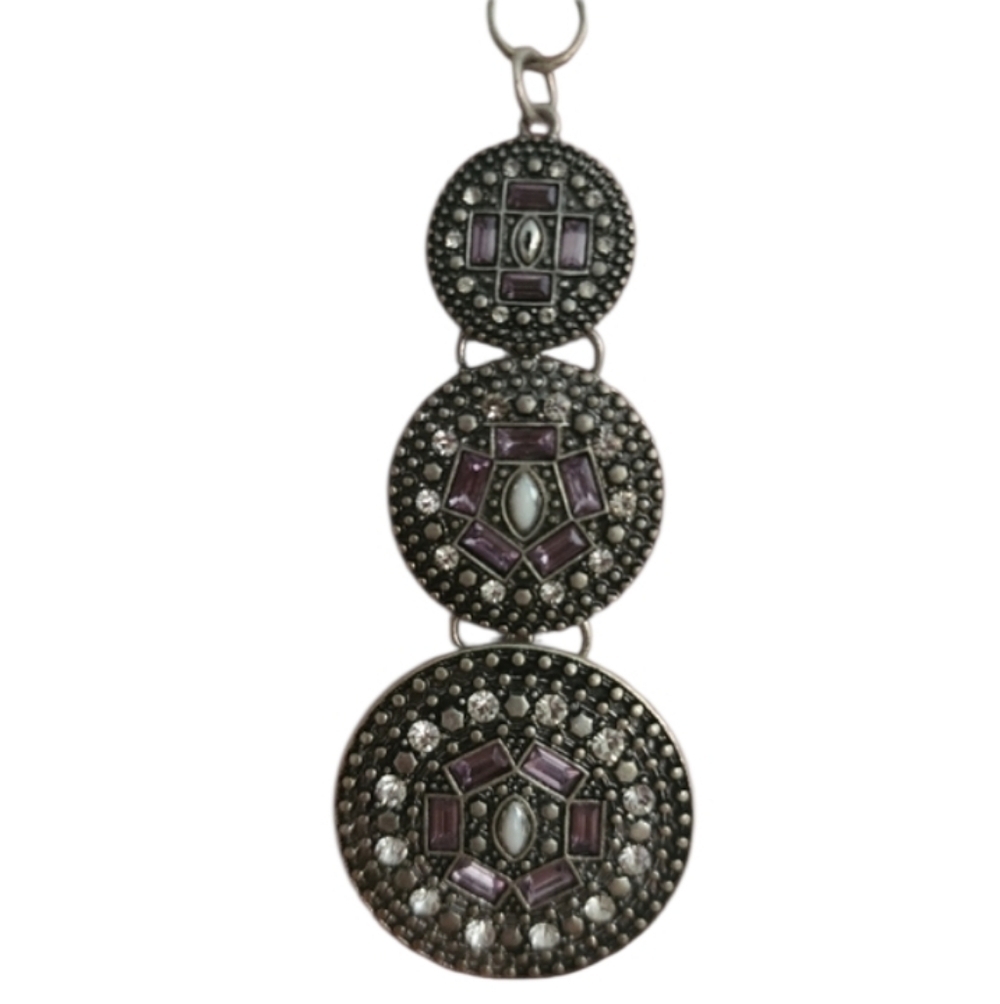 Elegant Black and Silvertone Pendant Necklace with Rhinestones